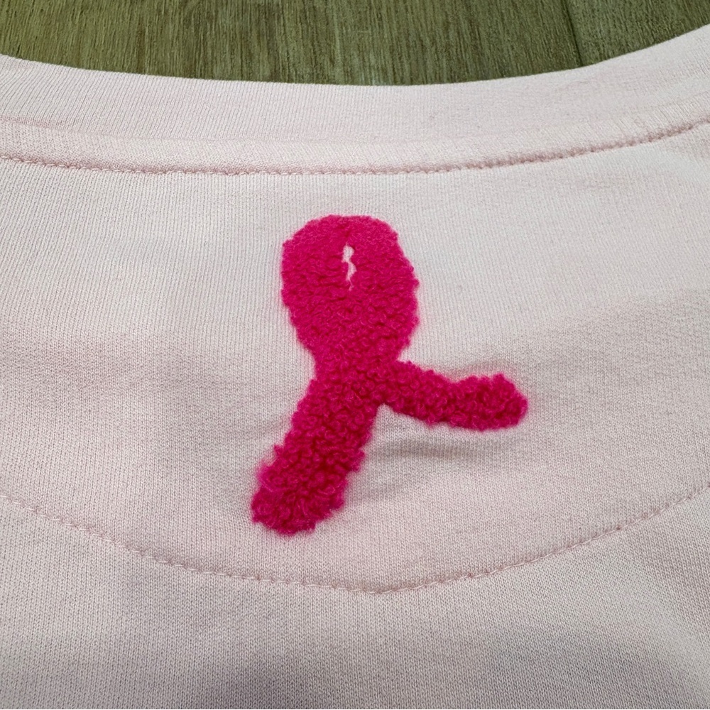 🌟LILLY PULITZER🌟 RAMI SWEATSHIRT LOVE BREAST CANCER PINK BLOSSOM SZ M - Picture 9 of 10